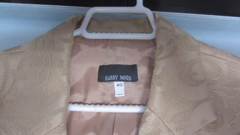 CHAQUETA MUJER KARRY MODA CREMA TALLA 40 (2)